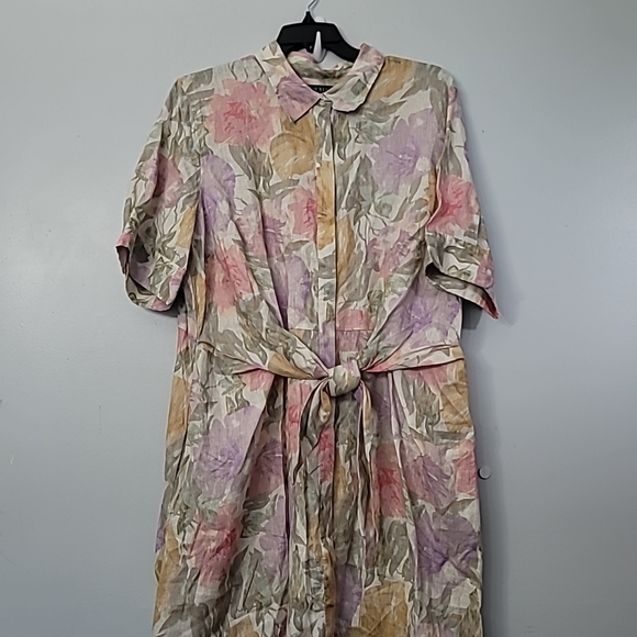 Lauren Ralph Lauren Floral Tie-Front Linen Shirt Dress - Picture 5 of 10